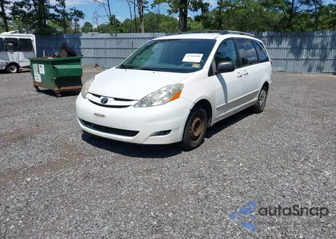 2007 Toyota Sienna Le z USA, uszkodzony, nr VIN 5TDZK23C17S040694